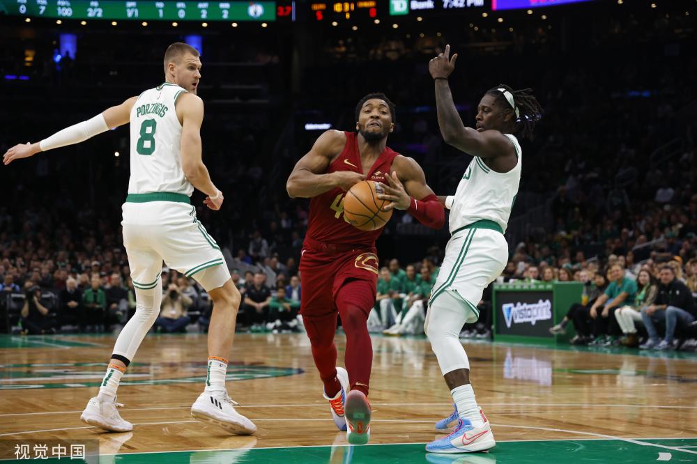 左右比赛的 左右比赛的