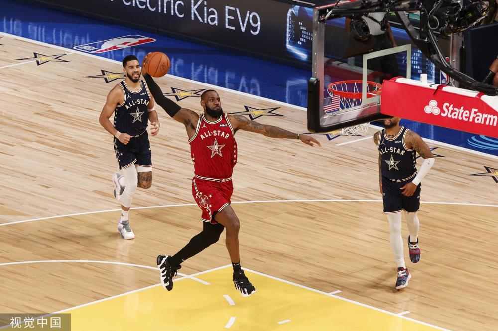 他在一家科 他在一家科